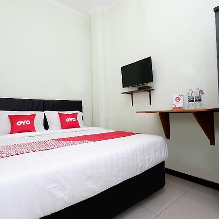 OYO 1815 Gatsu Residence Semarang Exterior foto