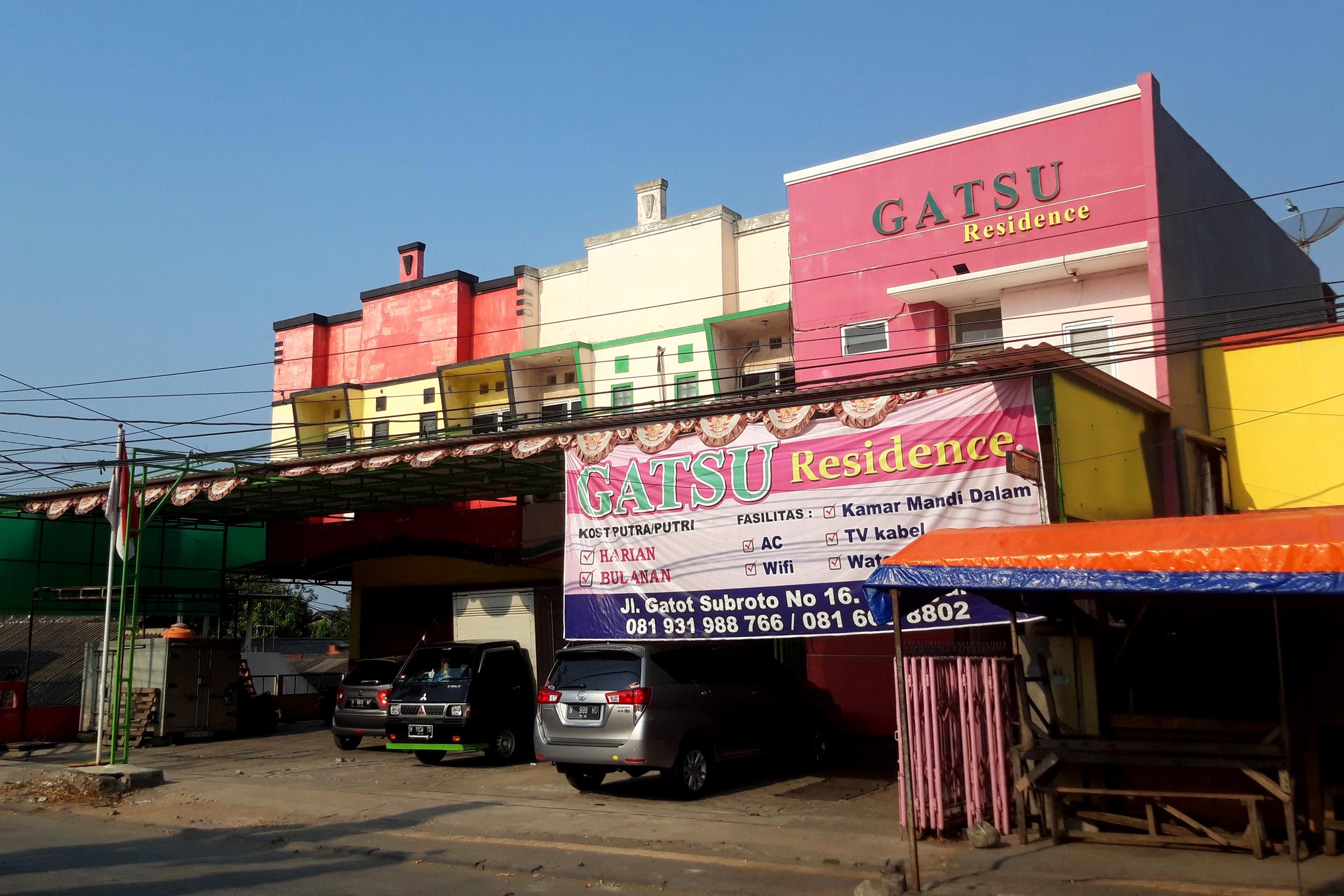 OYO 1815 Gatsu Residence Semarang Exterior foto